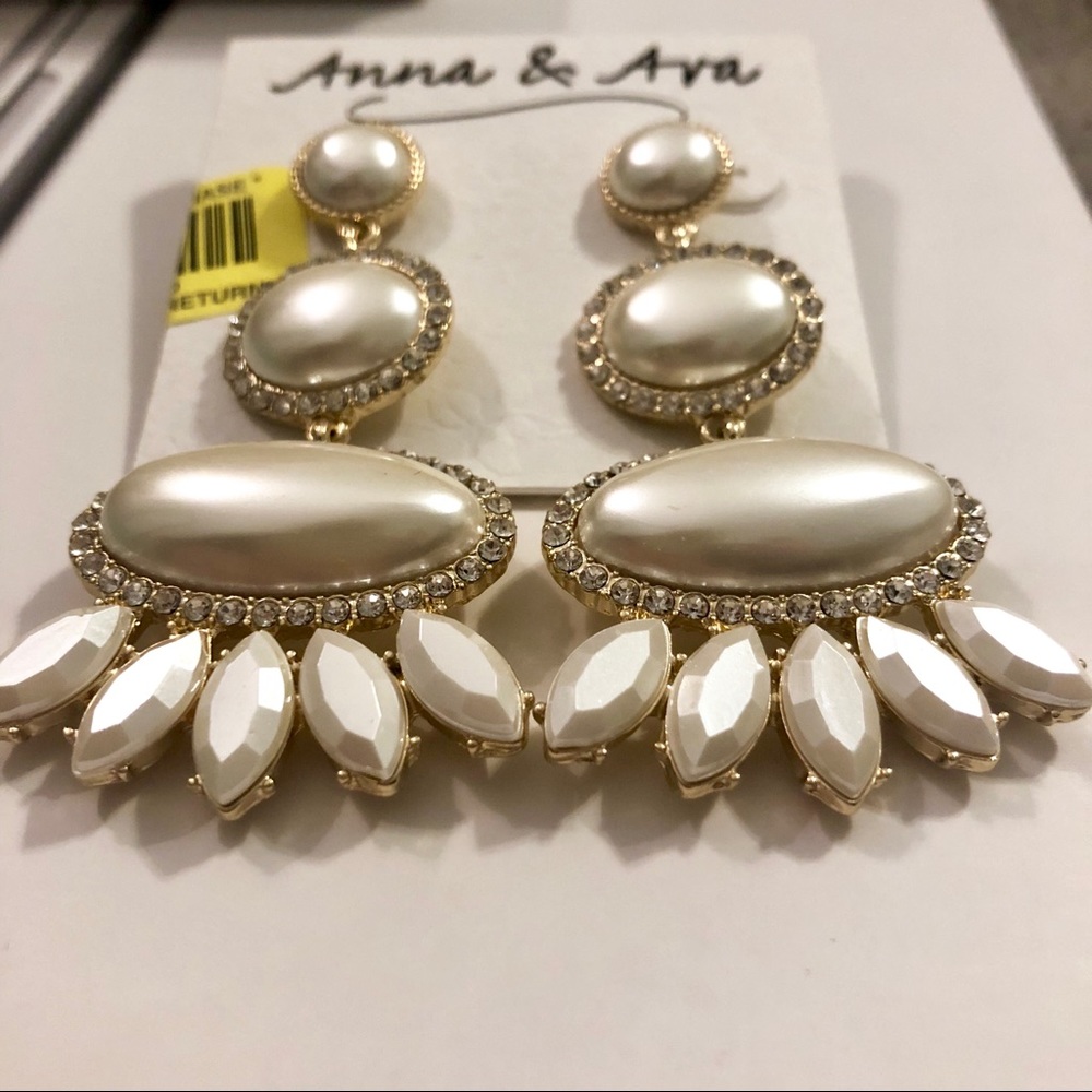 Anna & Ava Pearl Statement Earrings